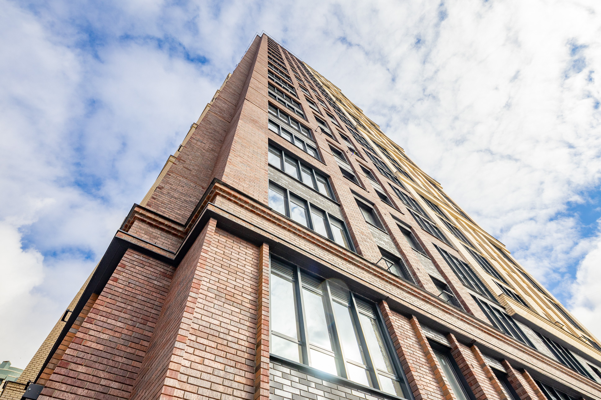 ЖК Менделеев, фасад здания