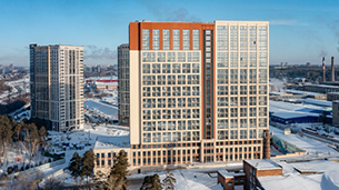 Апт.  Ворошилов, фасад здания